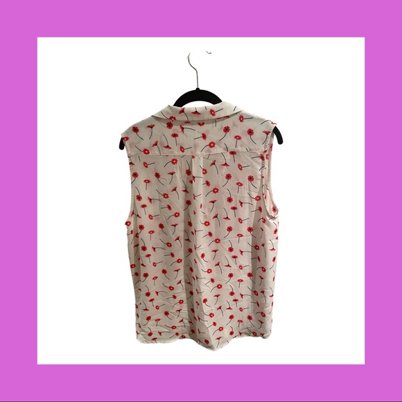 Esley Red & White Floral Print Sleeveless Blouse - Picture 2 of 4